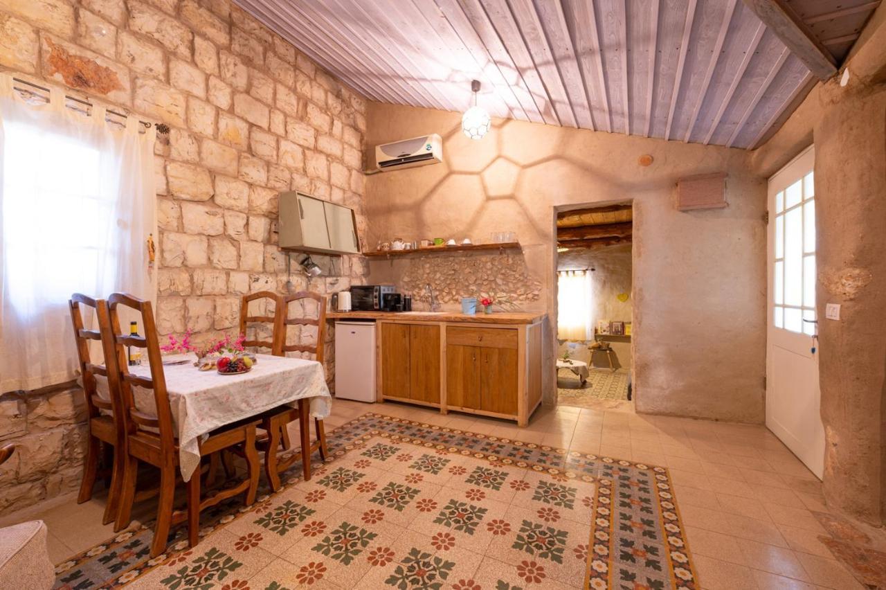 Hemdatya Stone Suites In The Galilee Ilaniya Екстериор снимка