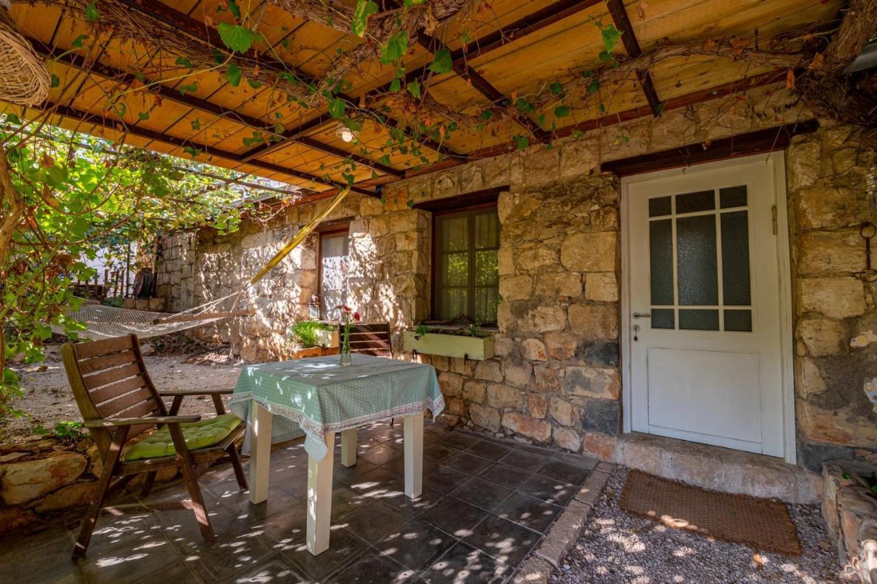 Hemdatya Stone Suites In The Galilee Ilaniya Екстериор снимка